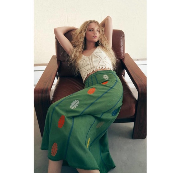 NWT ZARA LINEN MIDI SKIRT EMBROIDERED GREEN - Picture 2 of 4